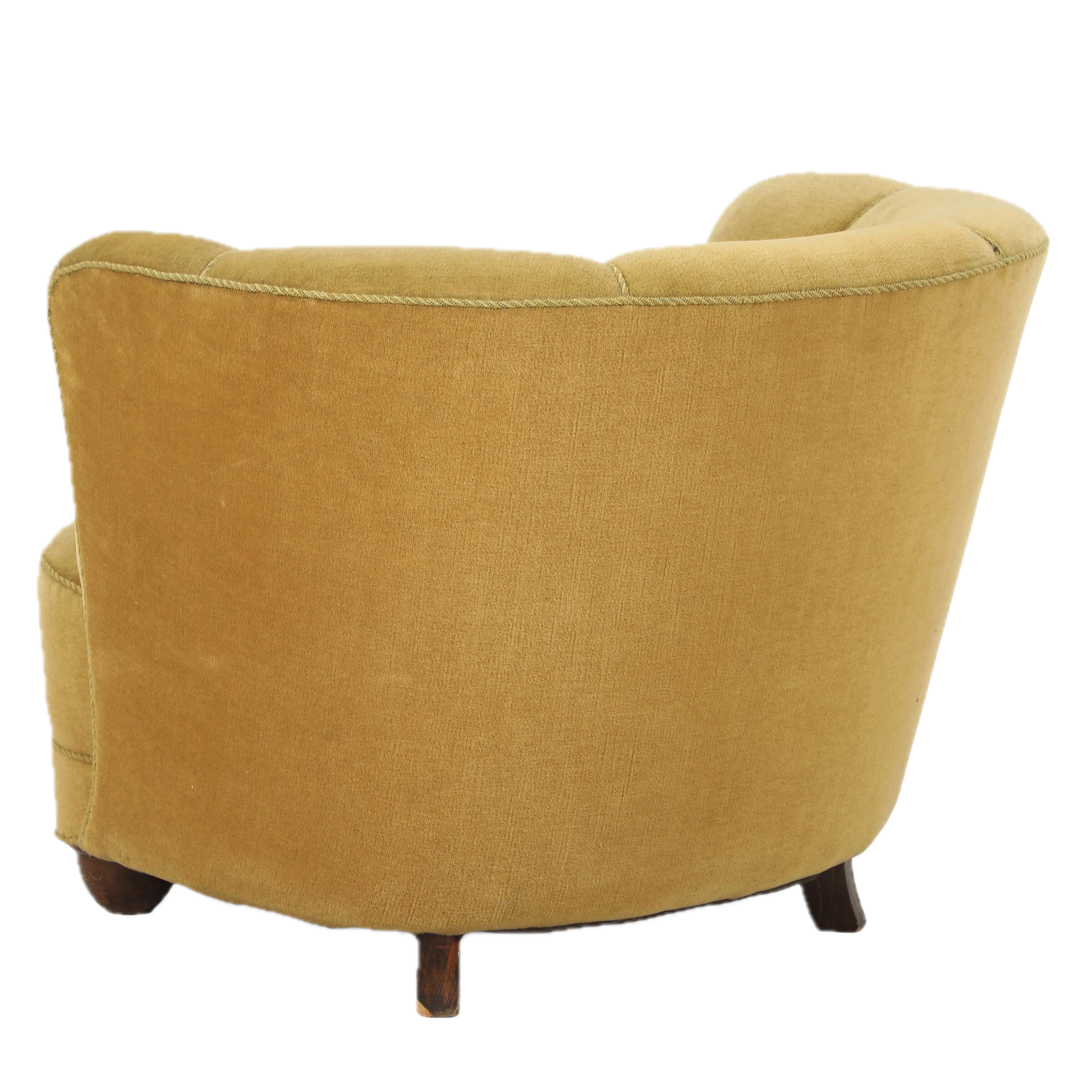 1940s Danish : classic modernist club chair in mustard velvet