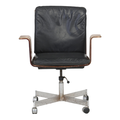 Ib & Jørgen Rasmussen : "Kevi" swivel office chair in rosewood & leather