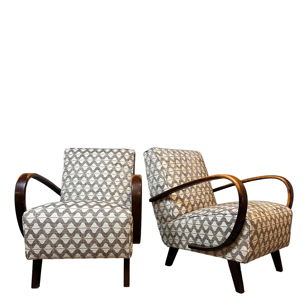 c1940 Jindřich Halabala : pair classic bentwood H-269 armchair, Schumaker