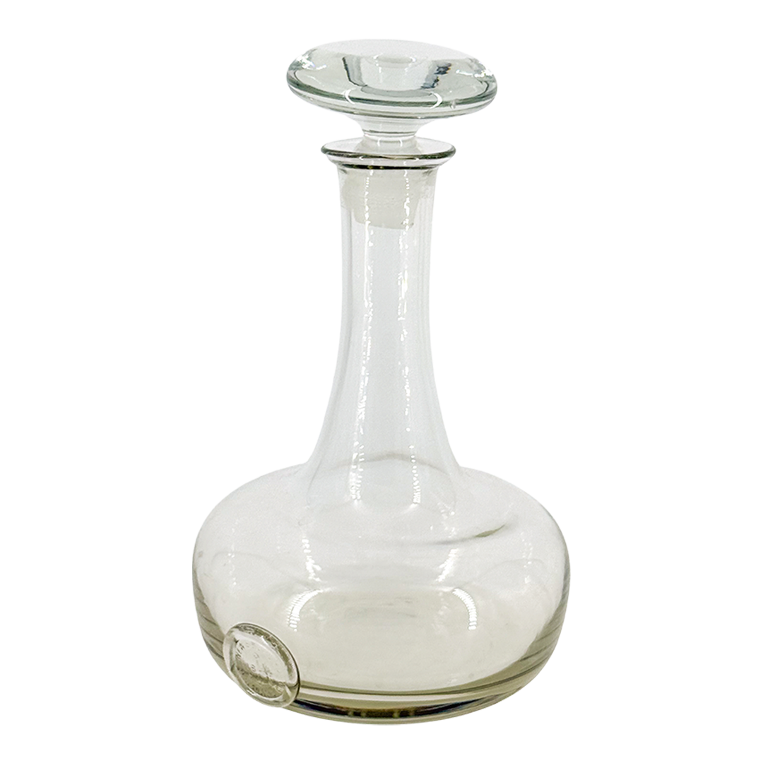 1960s Rhode Island : commemorative glass carafe, New Bedford