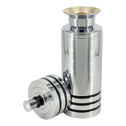 1940s American : Art Deco Chase U.S.A chrome cocktail shaker