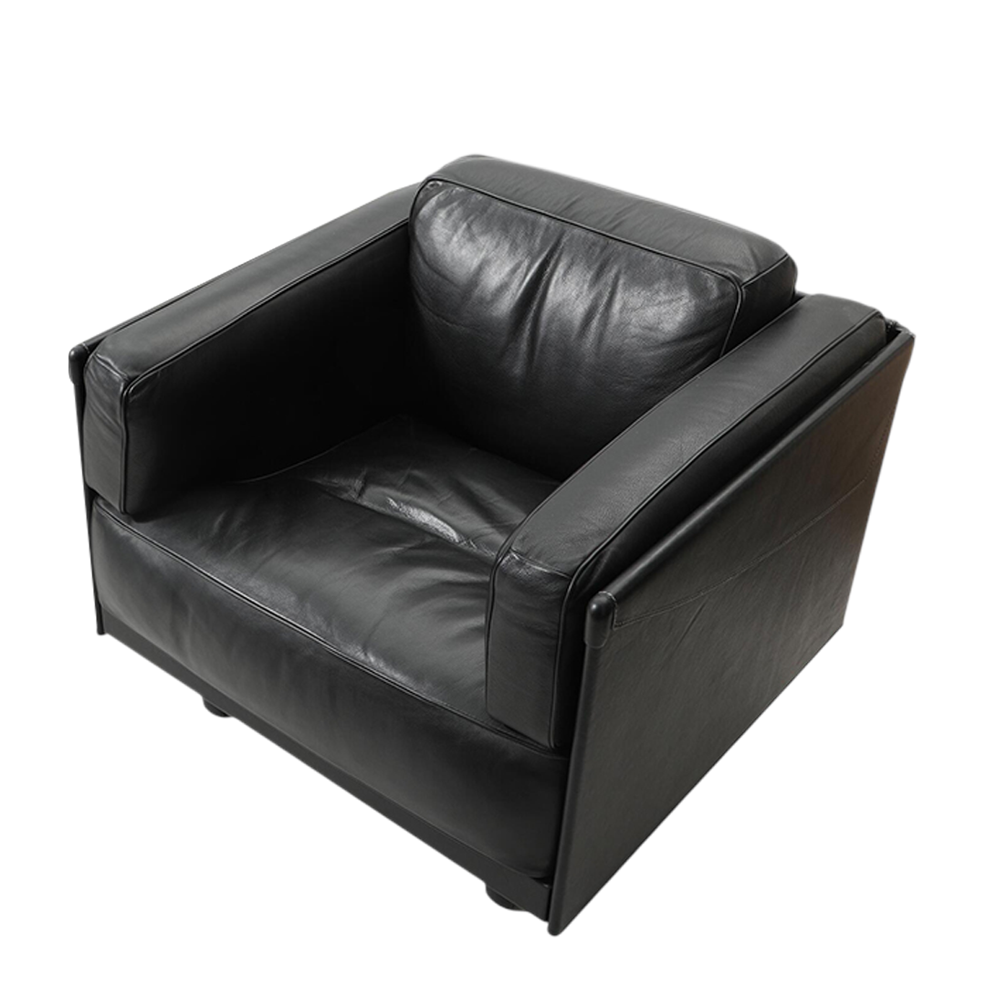1980s Pierluigi Cerri : post modern leather lounge chair w/castors