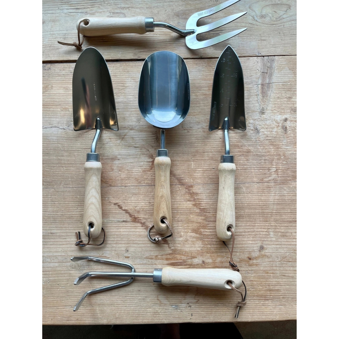 Celtic Farm : Garden Master Tool Set, England