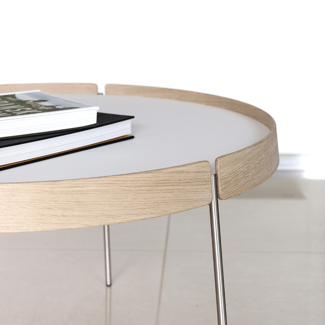 Nissen & Gehl : Model AK710 reversible 20" walnut "Turn Table" for Naver