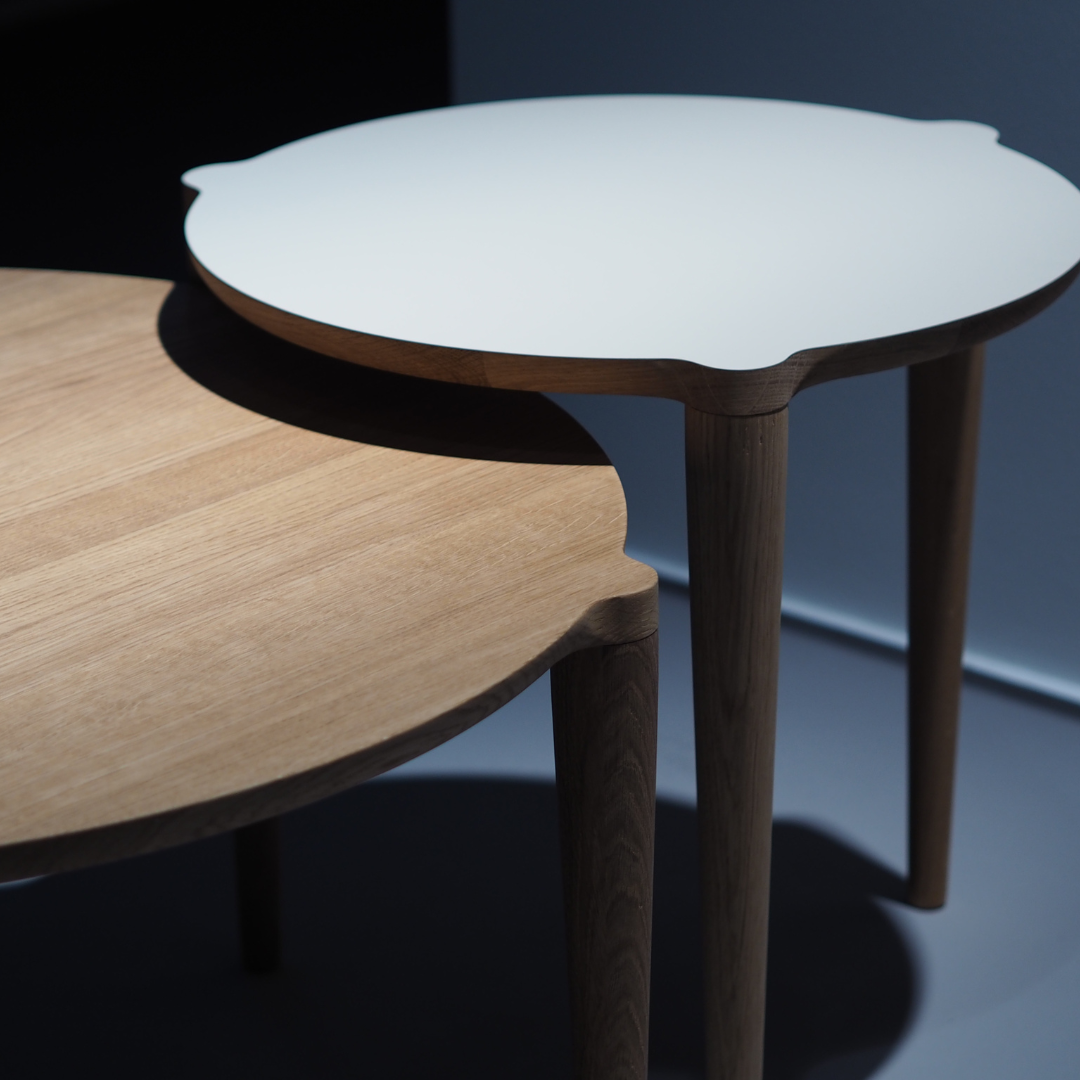 Nissen & Gehl : circular Orbit coffee table in ashwood, Model AK520