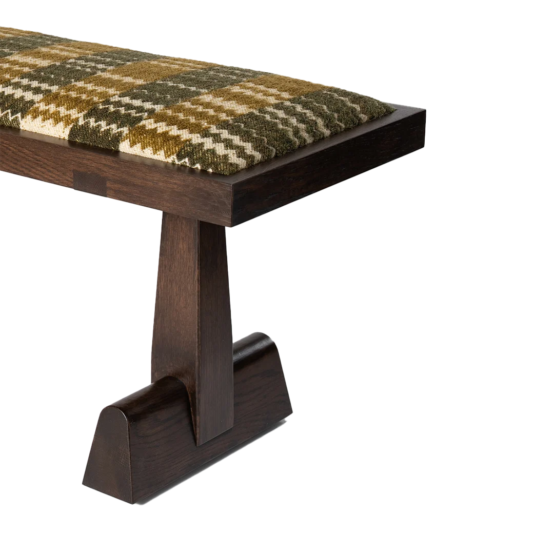 FINCH : AX Bench, a FINCH Original