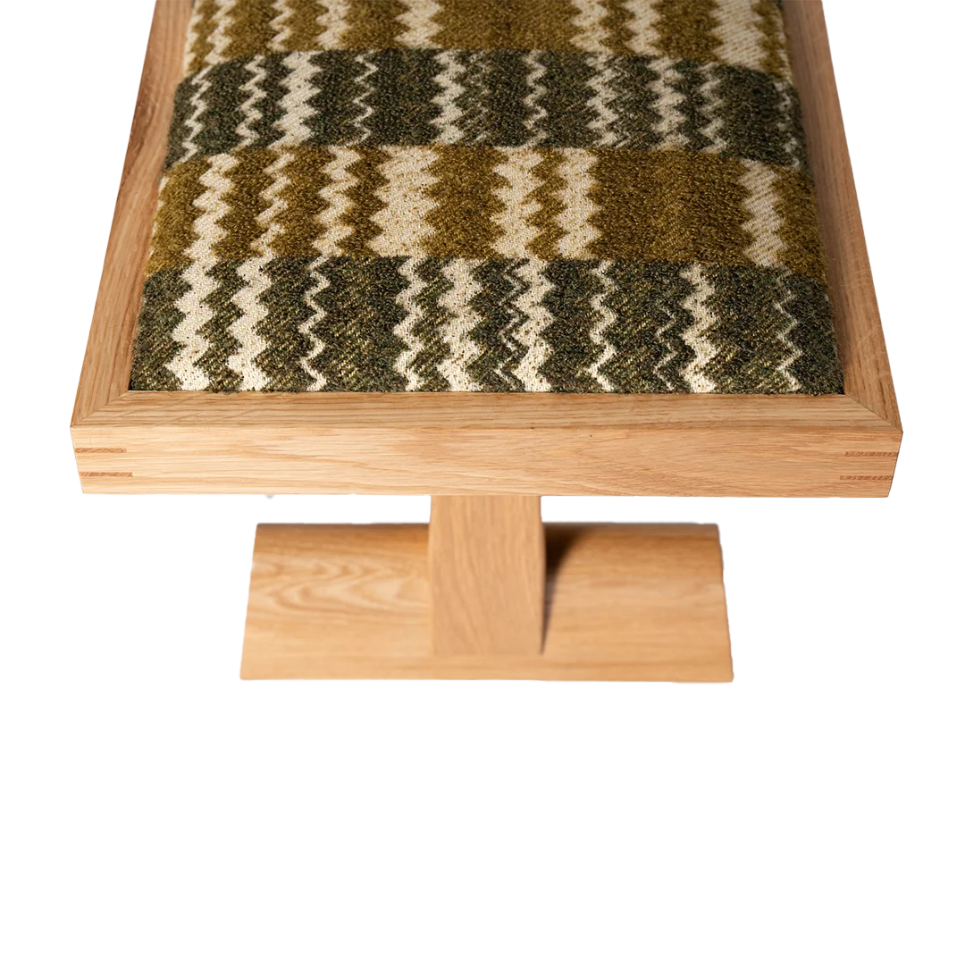 FINCH : AX Bench, a FINCH Original