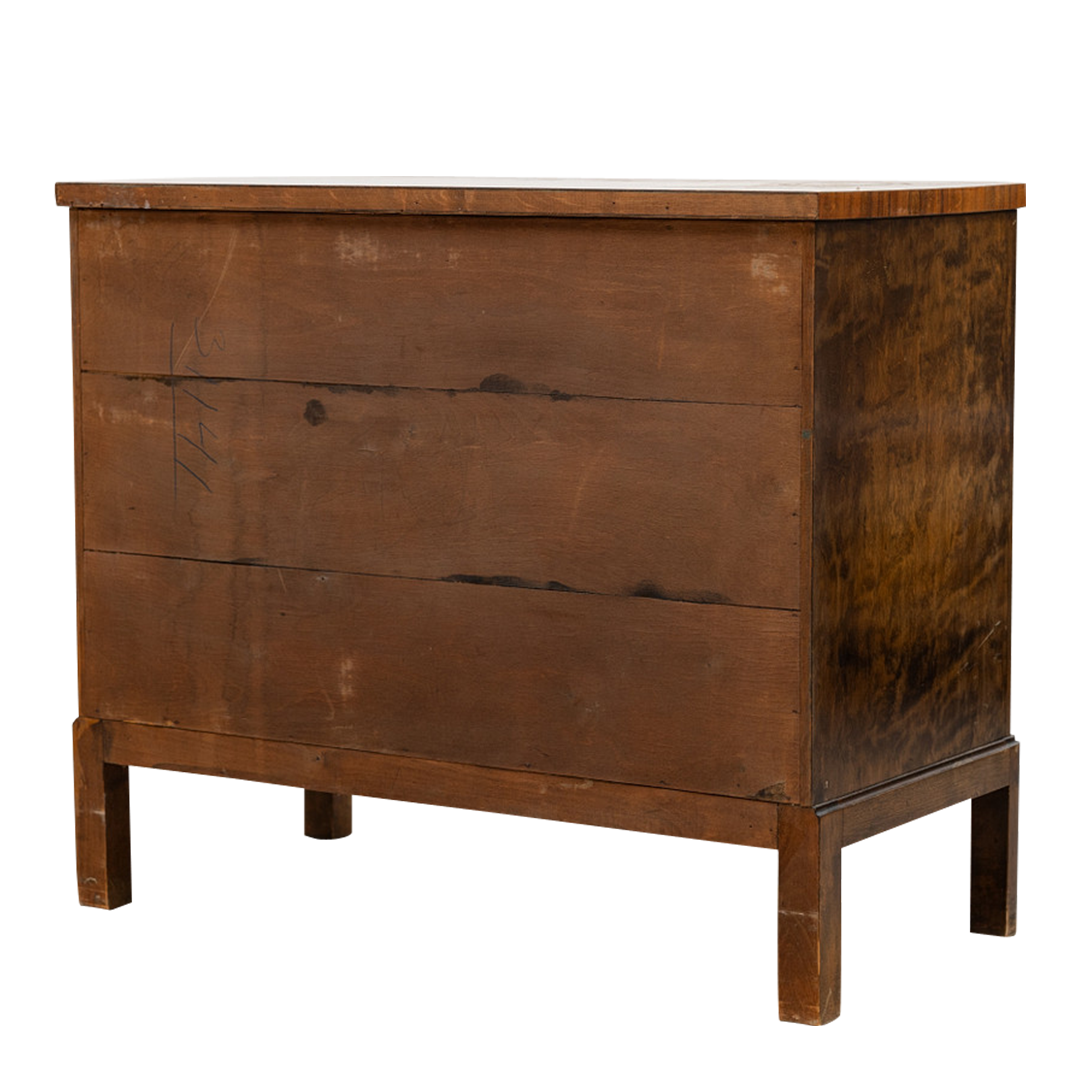 Late 1930s European : walnut & flame birch chest of drawers