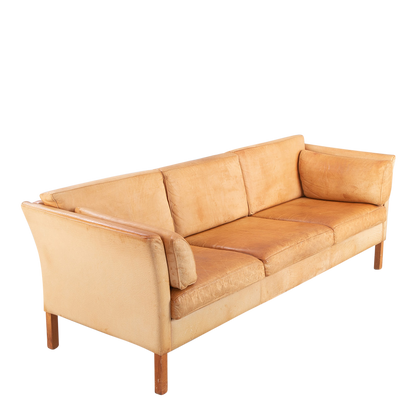 Scandinavian Design : late 20thc light leather 3-seat sofa