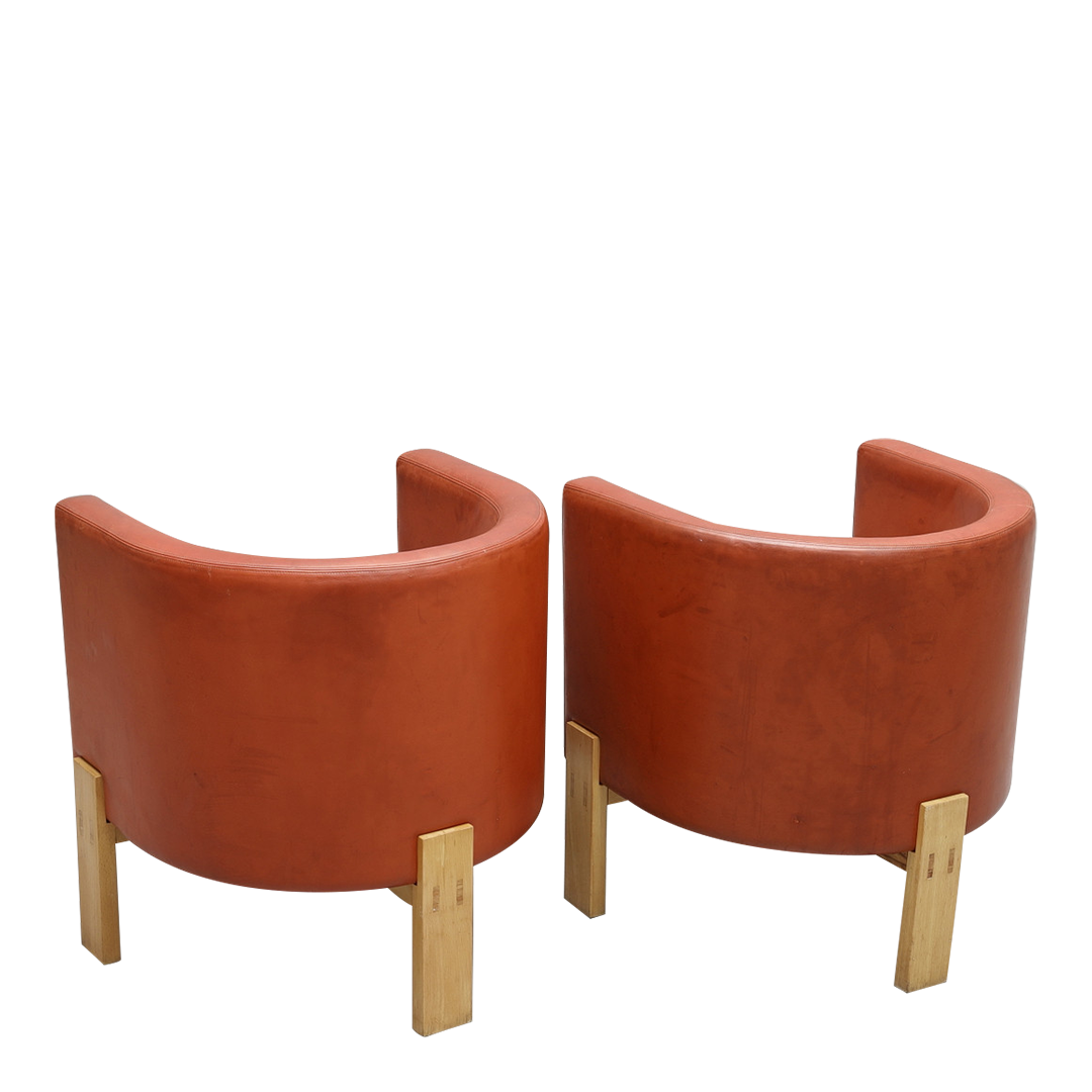 Pair Erik Karlström : leather & oakwood tub chairs, Sweden