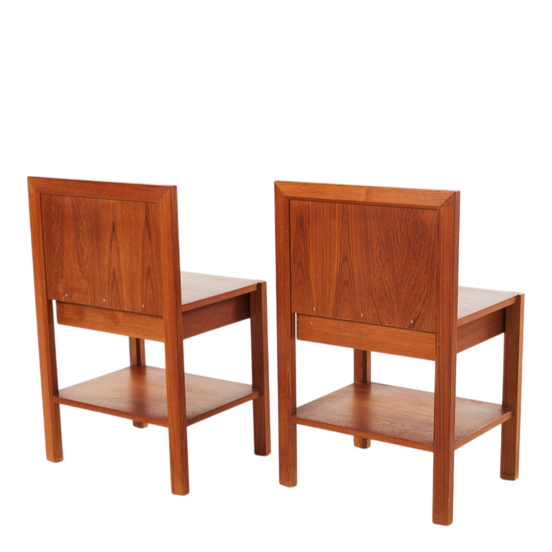 Pair 1960s Danish Design : teakwood & woven hemp bedside tables