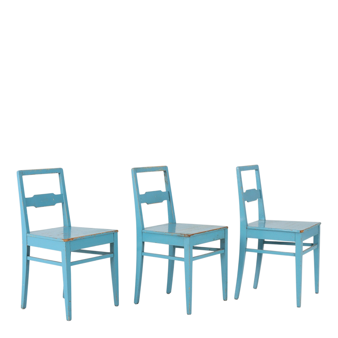 1950s European : simple pinewood side chair in Robin's Egg blue
