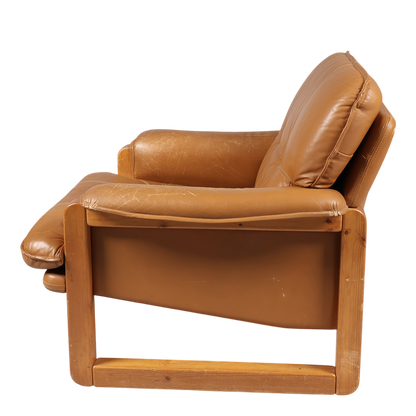 1970s Hannu Jyräs : pair cognac leather "Furuhof" lounge chairs
