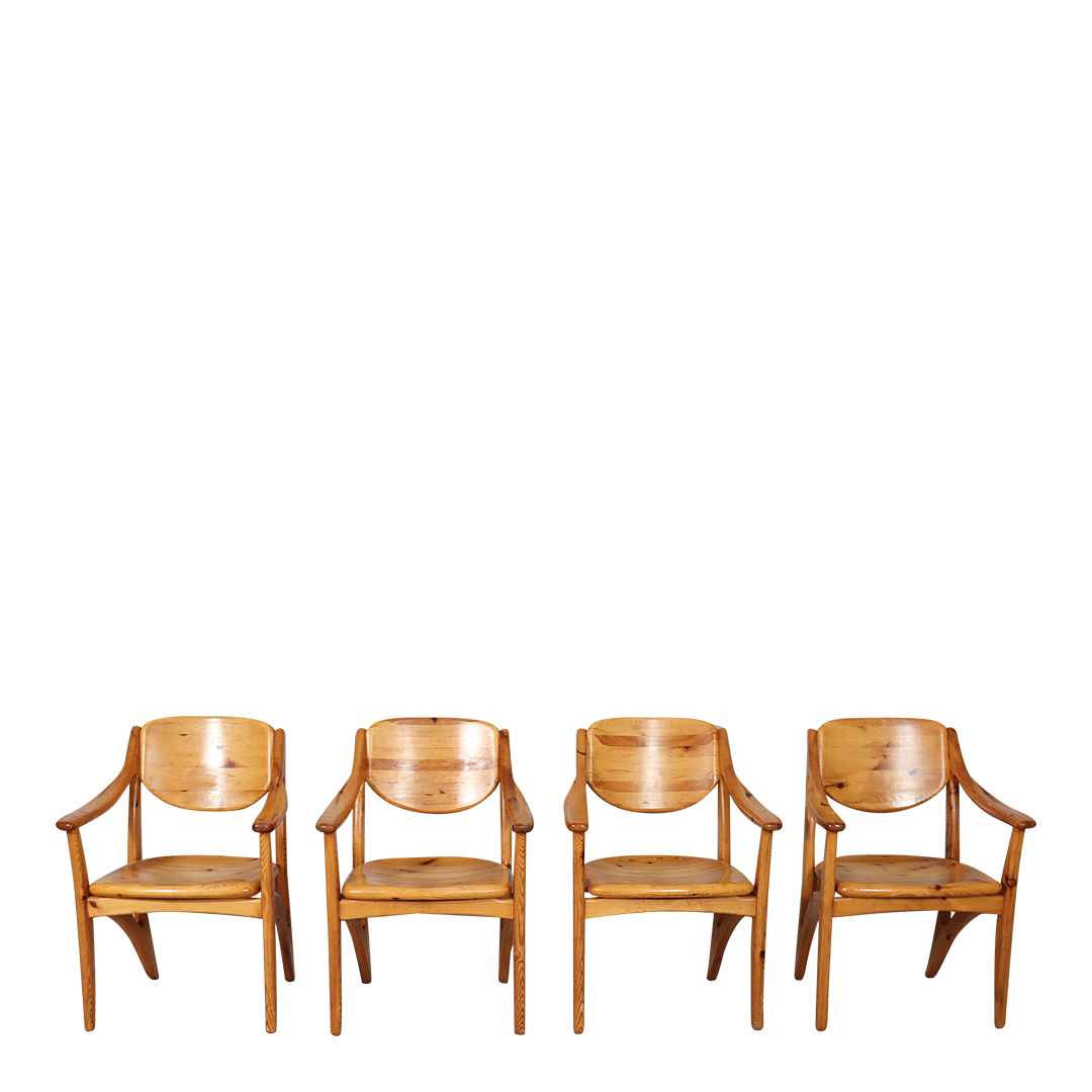 1970s Scandinavian : set four Rainer Daumiller style pinewood dining chairs