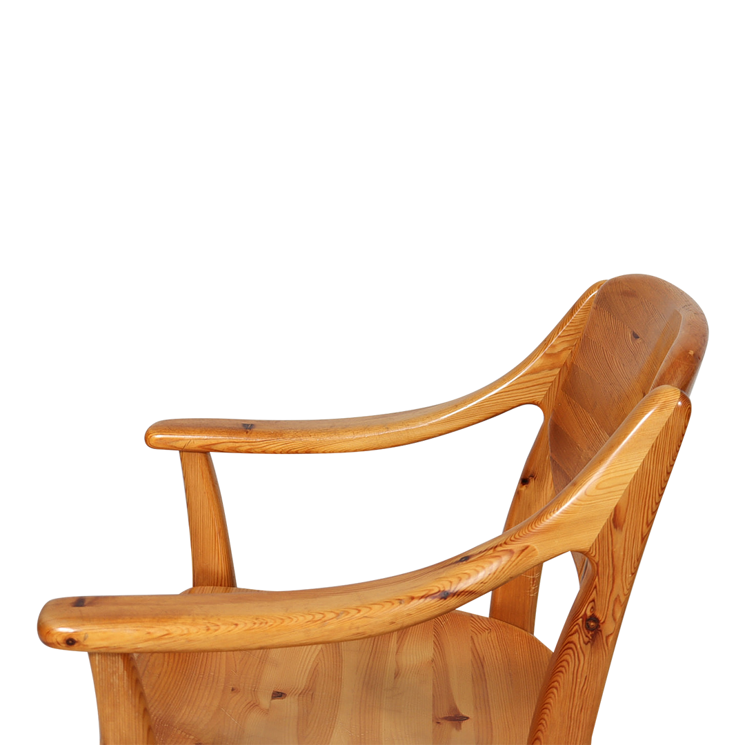 1970s Scandinavian : set four Rainer Daumiller style pinewood dining chairs