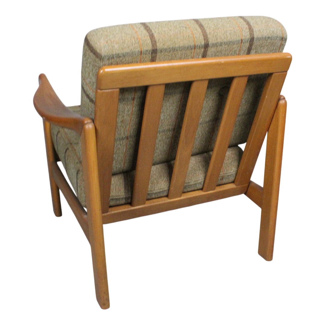 1970s Danish : solid oakwood and tweed plaid armchair