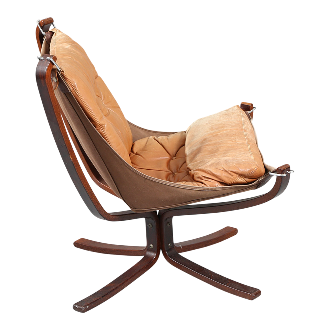 1970s Sigurd Ressell : light leather "Falcon" lounge chair, Norway