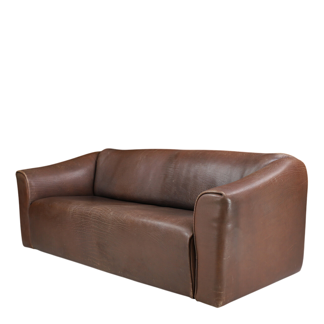 1976 de Sede : Model DS-47 sofa in thick neck brown leather