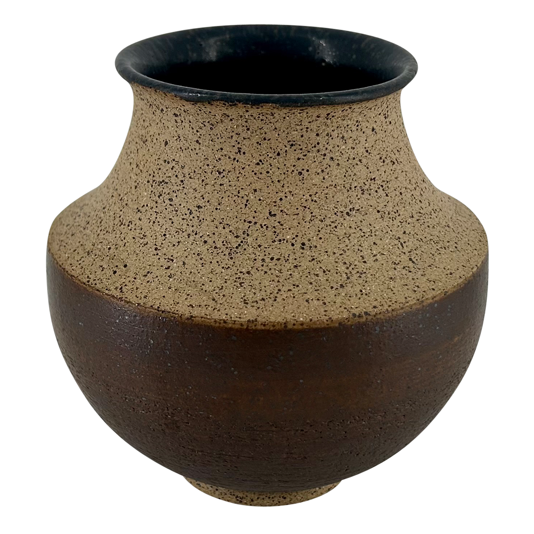 Rondell Meeks : Speckled Stoneware vase